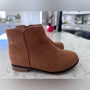 Cat & Jack Toddler Girls Brown Suede Ankle Boots